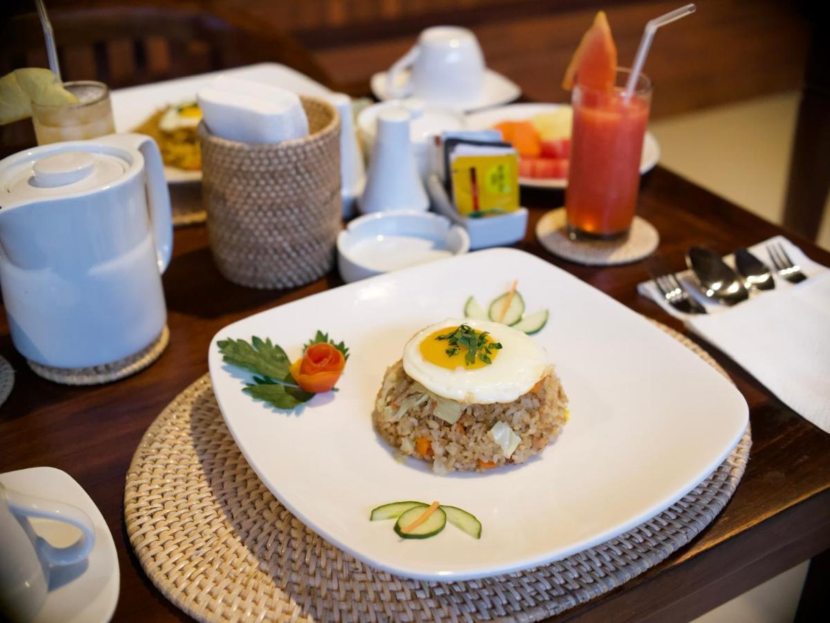 Kayu Sugih Palace Sanur Exterior foto