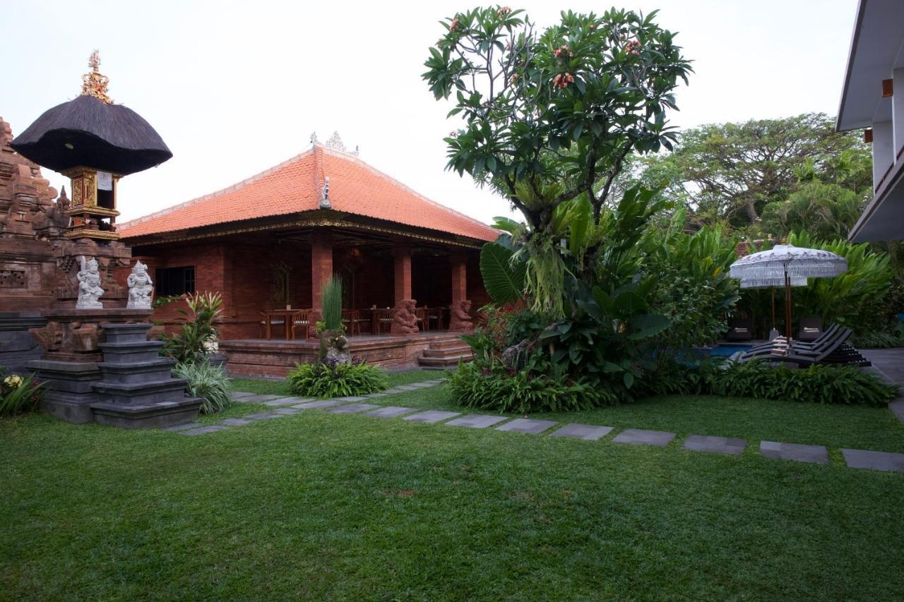 Kayu Sugih Palace Sanur Exterior foto
